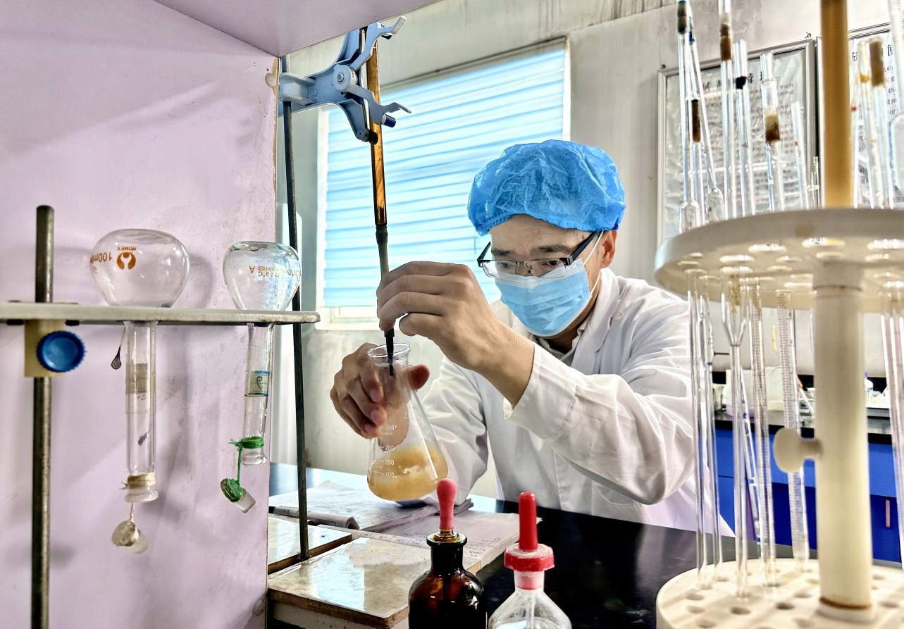 乡村行 看振兴 | 定州息冢镇富元醋：“酸”是技艺的坚守，“甜”是村民的盼头