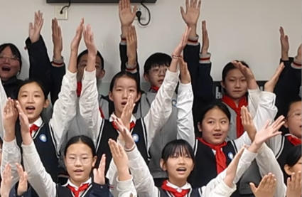 对话 在雄安丨雄安是“巨人” 托举孩子看到了更广阔的世界